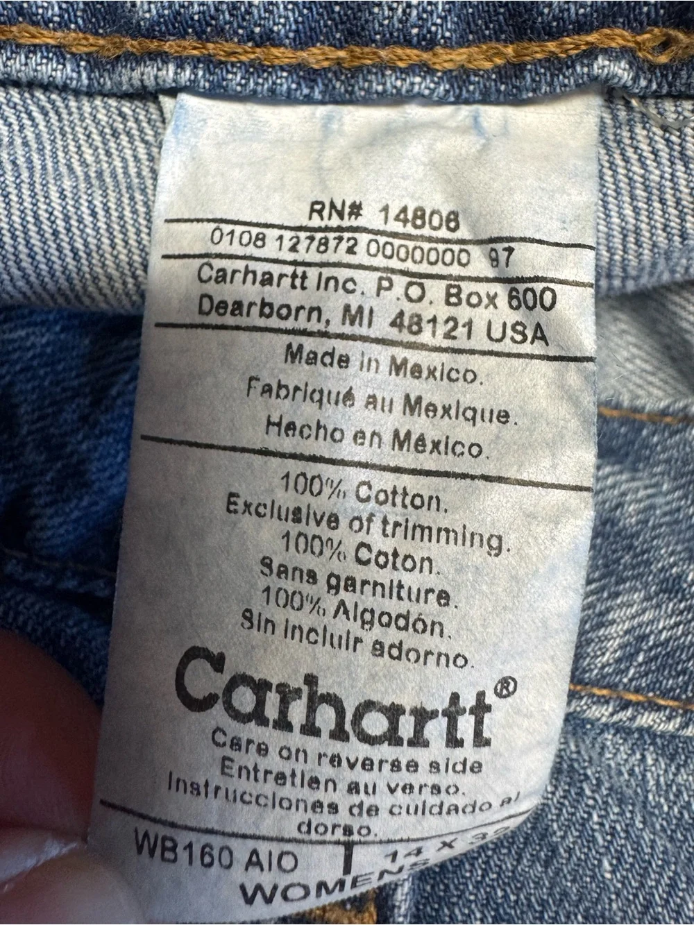 NWT Women’s  Carhartt Relaxed Fit Straight Leg Jeans SZ 14/32